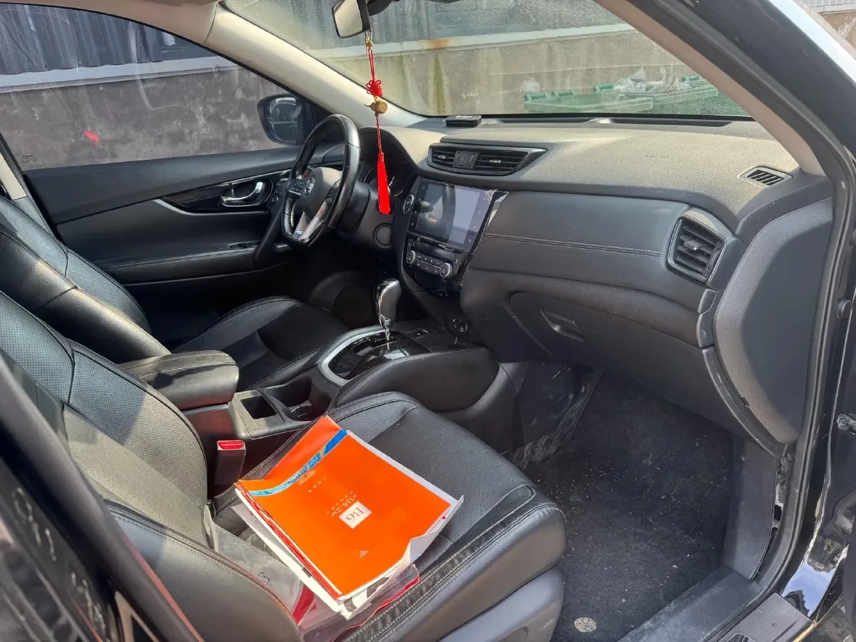 2021 Nissan X-Trail 2.0L 151HP L4 CVT,autocango,china used car exporter,china ev exporter,chinese used car exporter,chinese used ev exporter