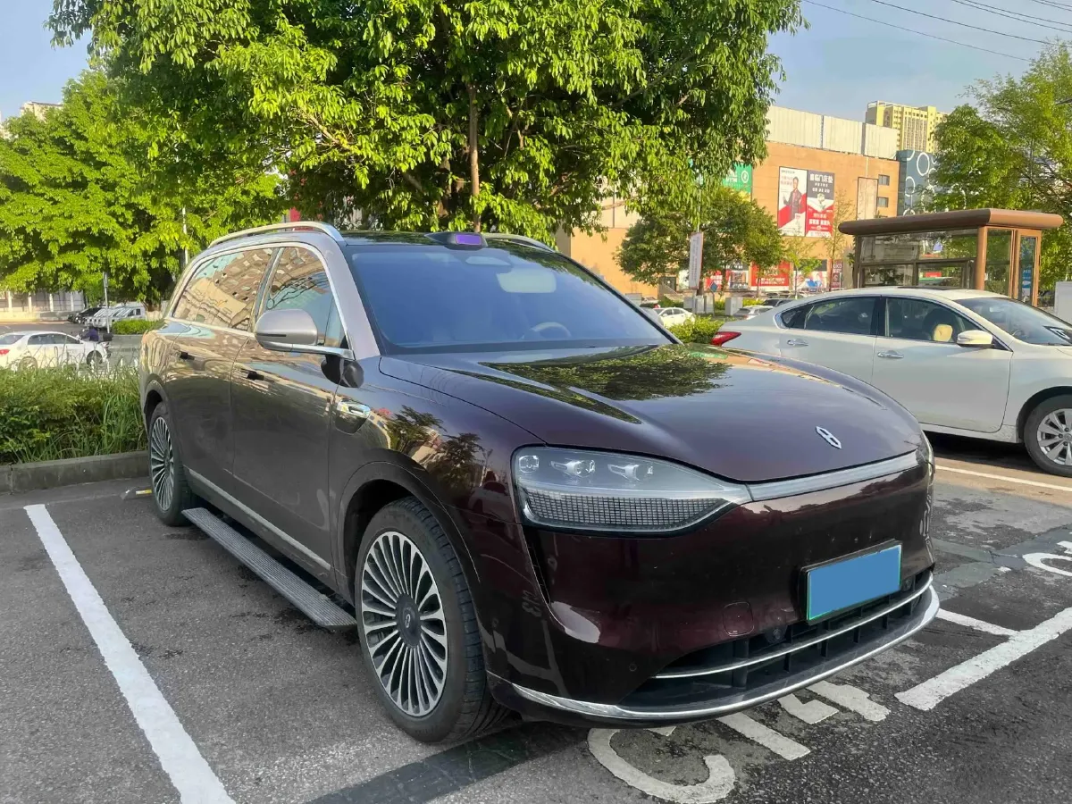 2025 AITO AITO M9 REEV 160HP REEV 52KWH,autocango,china used car exporter,china ev exporter,chinese used car exporter,chinese used ev exporter