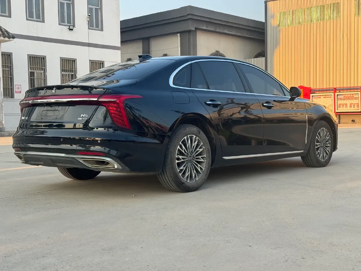 2024 HongQi H5 1.5T 169HP L4 7DCT,autocango,china used car exporter,china ev exporter,chinese used car exporter,chinese used ev exporter