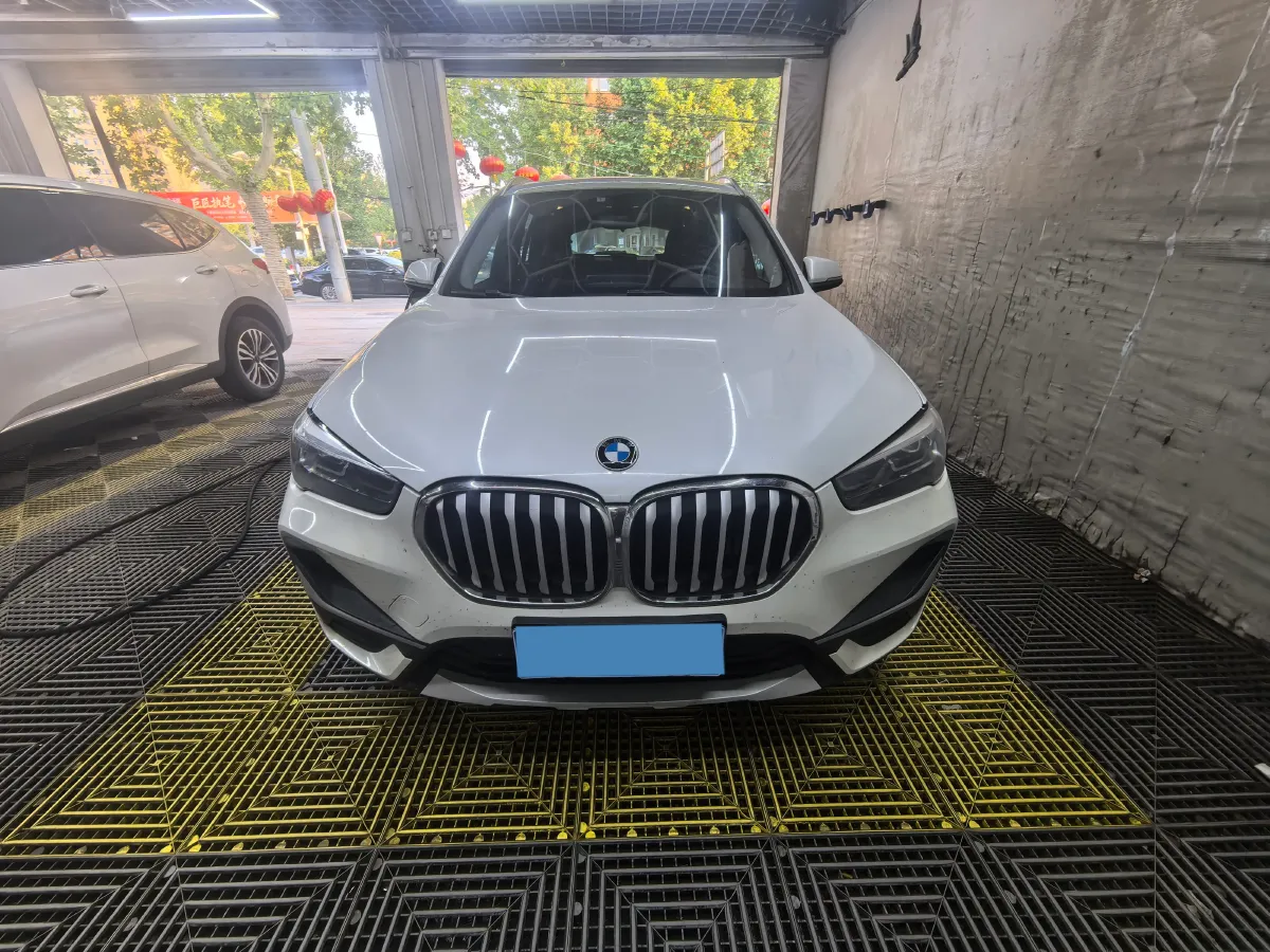 2020 BMW X1 1.5T 140HP L3 7DCT,autocango,china used car exporter,china ev exporter,chinese used car exporter,chinese used ev exporter