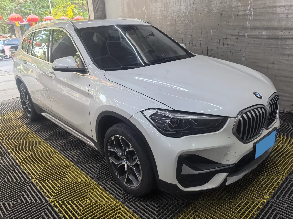2020 BMW X1 1.5T 140HP L3 7DCT,autocango,china used car exporter,china ev exporter,chinese used car exporter,chinese used ev exporter