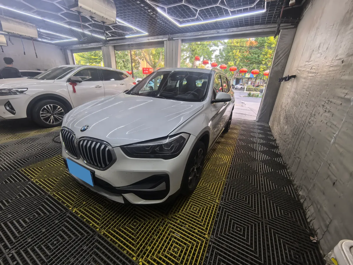 2020 BMW X1 1.5T 140HP L3 7DCT,autocango,china used car exporter,china ev exporter,chinese used car exporter,chinese used ev exporter