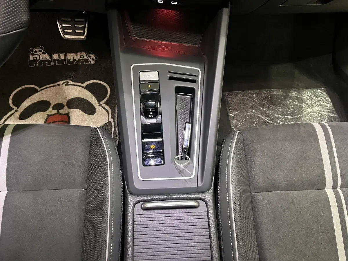 2021 Volkswagen Golf 1.4T 150HP L4 7DCT,autocango,china used car exporter,china ev exporter,chinese used car exporter,chinese used ev exporter