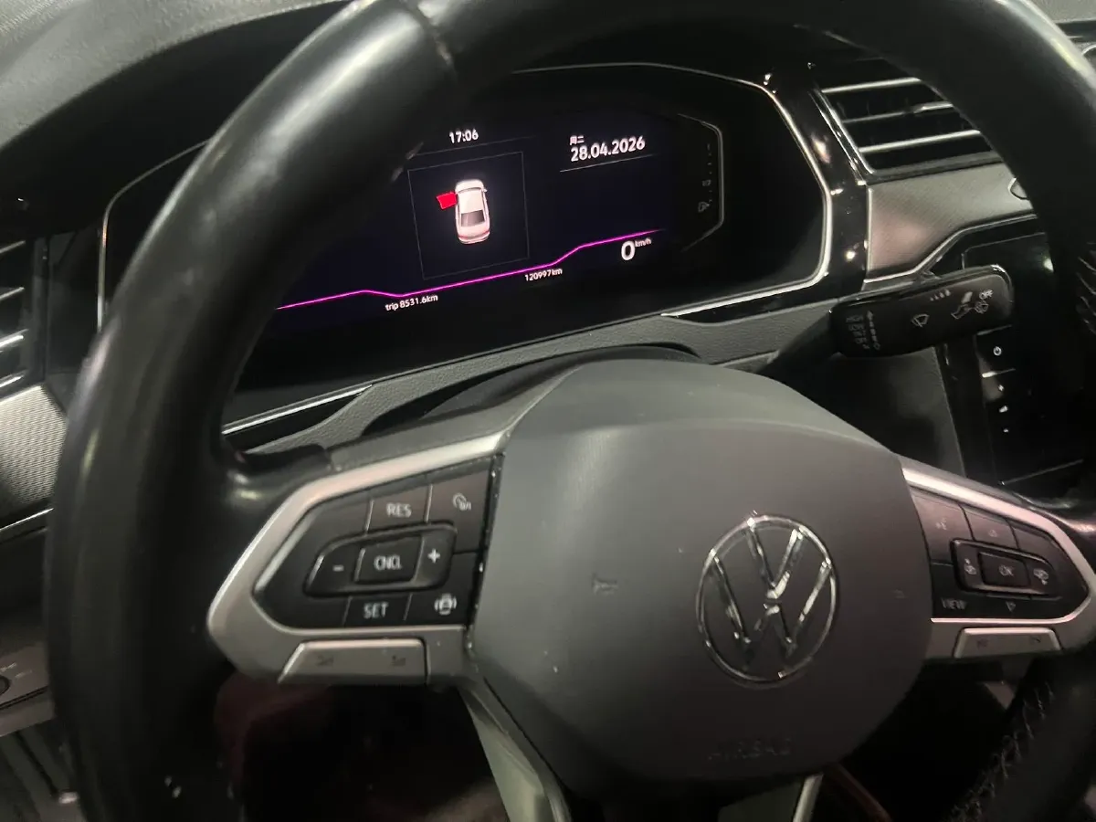 2021 Volkswagen Magotan 2.0T 186HP L4 7DCT,autocango,china used car exporter,china ev exporter,chinese used car exporter,chinese used ev exporter