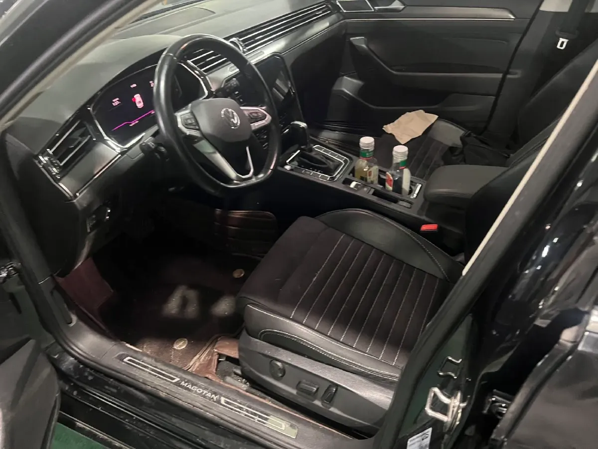 2021 Volkswagen Magotan 2.0T 186HP L4 7DCT,autocango,china used car exporter,china ev exporter,chinese used car exporter,chinese used ev exporter