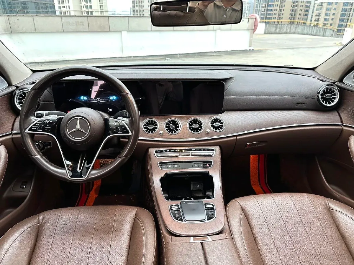 2021 Mercedes-Benz E Class 2.0T 258HP L4 9AT,autocango,china used car exporter,china ev exporter,chinese used car exporter,chinese used ev exporter