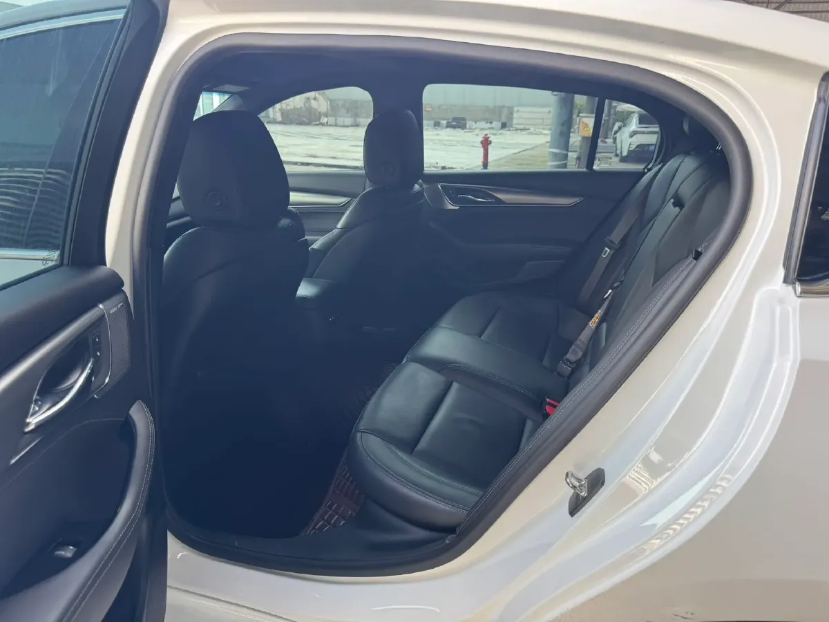 2021 Cadillac CT5 2.0T 237HP L4 10AT,autocango,china used car exporter,china ev exporter,chinese used car exporter,chinese used ev exporter