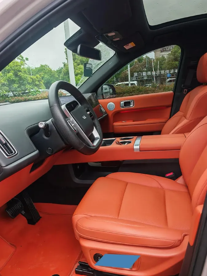 2024 Li L6 Range Extended 154HP L4 REEV 36.8KWH,autocango,china used car exporter,china ev exporter,chinese used car exporter,chinese used ev exporter