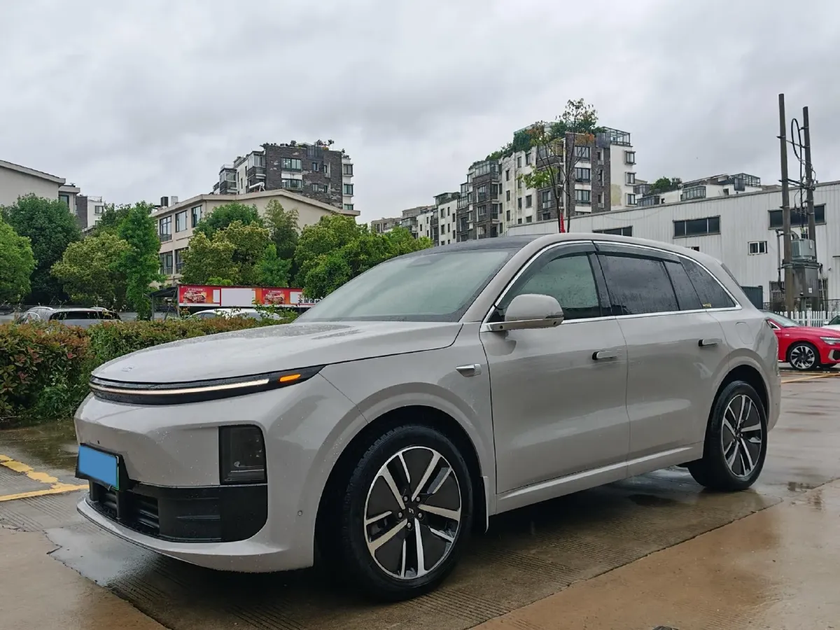 2024 Li L6 Range Extended 154HP L4 REEV 36.8KWH,autocango,china used car exporter,china ev exporter,chinese used car exporter,chinese used ev exporter