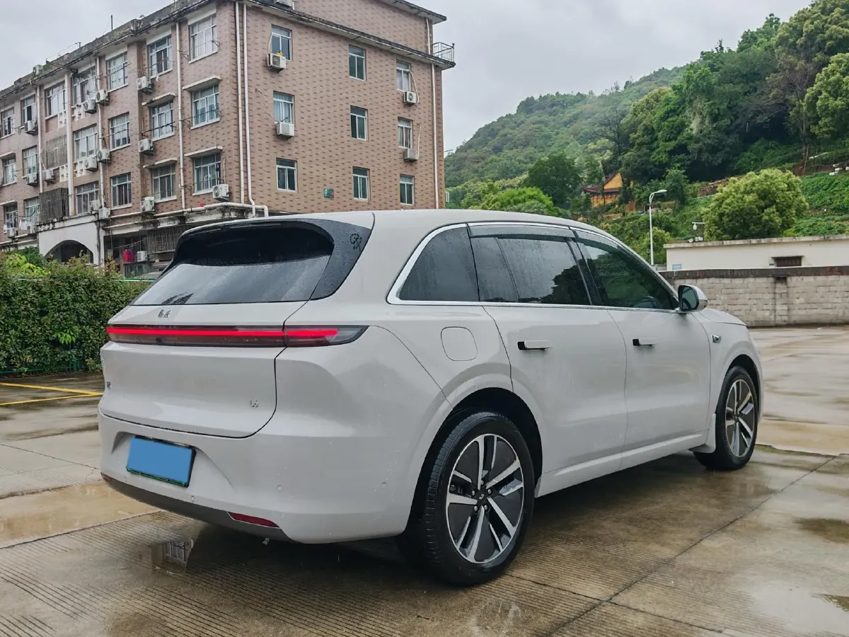 2024 Li L6 Range Extended 154HP L4 REEV 36.8KWH,autocango,china used car exporter,china ev exporter,chinese used car exporter,chinese used ev exporter
