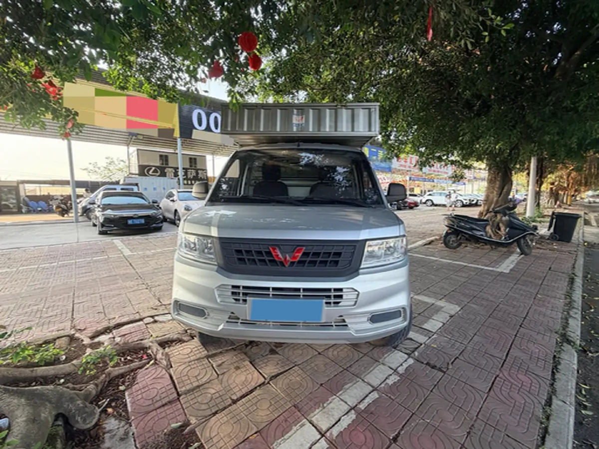 2018 WuLing RongGuang New Truck 1.8L 133HP L4 5MT,autocango,china used car exporter,china ev exporter,chinese used car exporter,chinese used ev exporter