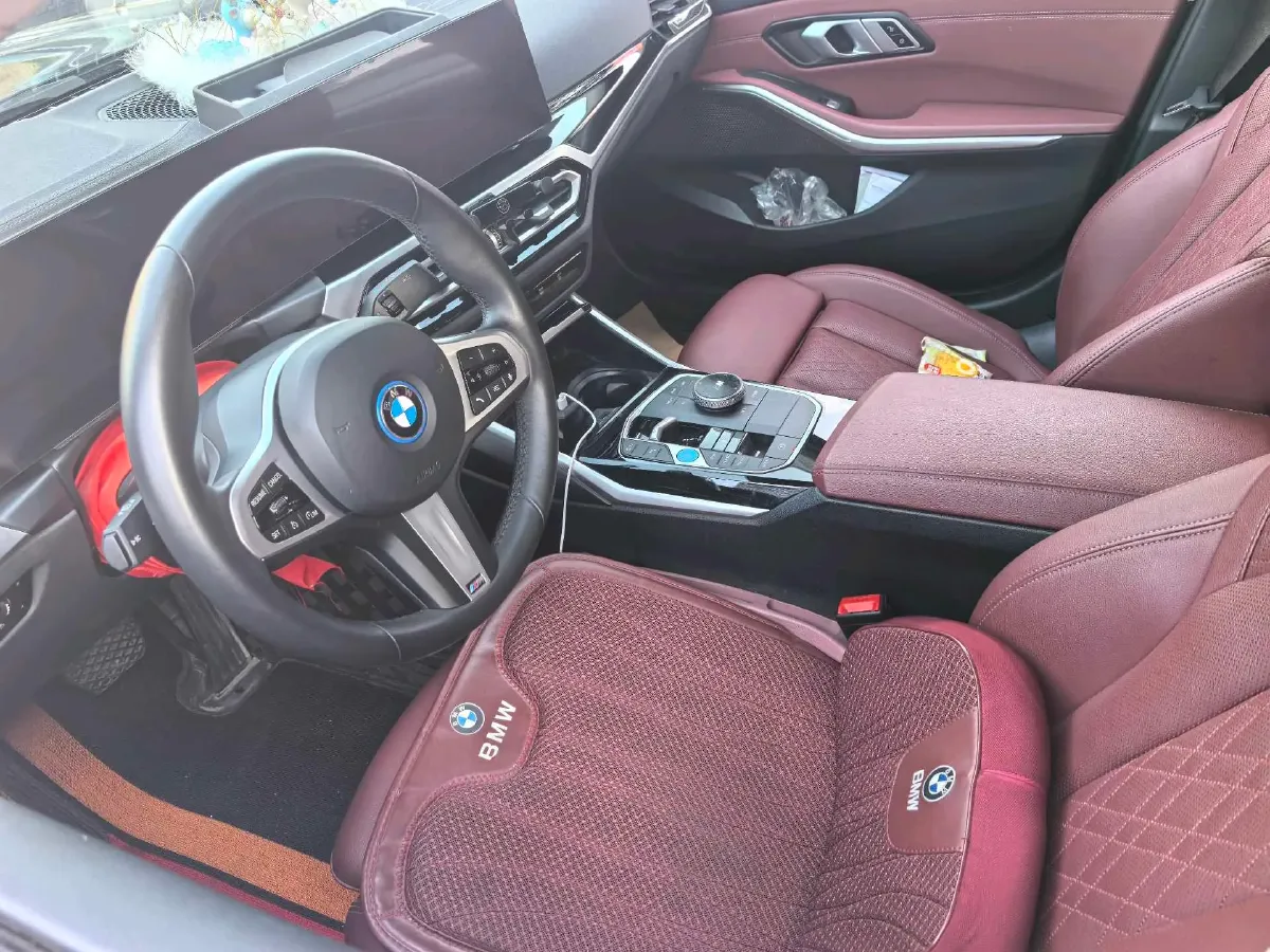 2024 BMW i3 BEV 70KWH,autocango,china used car exporter,china ev exporter,chinese used car exporter,chinese used ev exporter