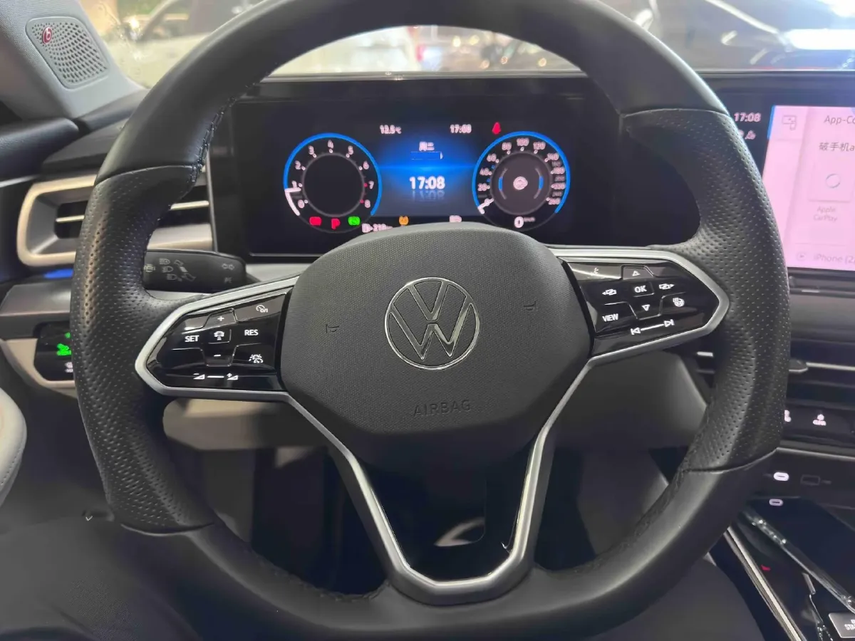 2022 Skoda Superb 2.0T 186HP L4 7DCT,autocango,china used car exporter,china ev exporter,chinese used car exporter,chinese used ev exporter