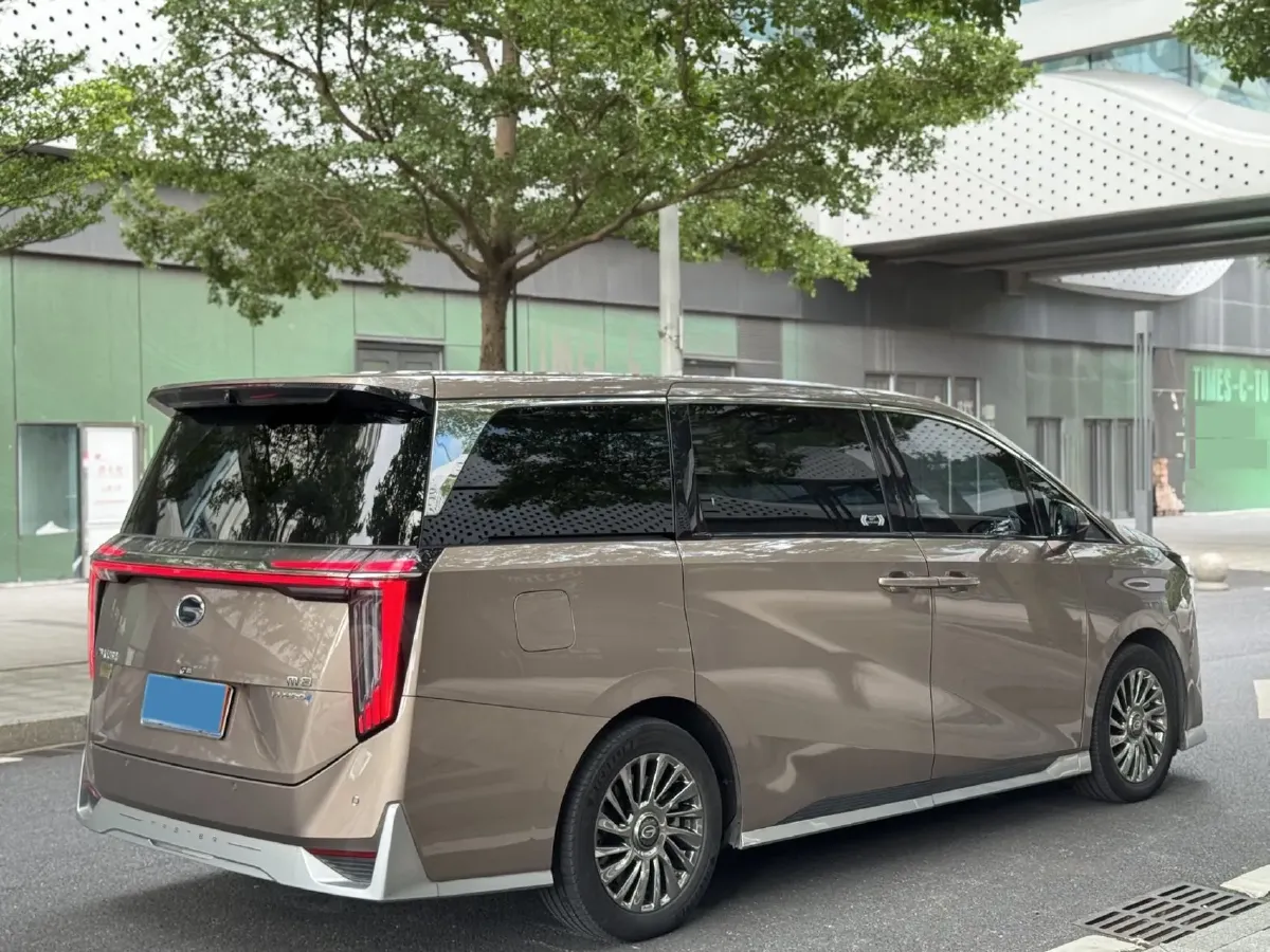 2023 GAC Trumpchi M8 2.0T 190HP L4 E-CVT Hybrid,autocango,china used car exporter,china ev exporter,chinese used car exporter,chinese used ev exporter