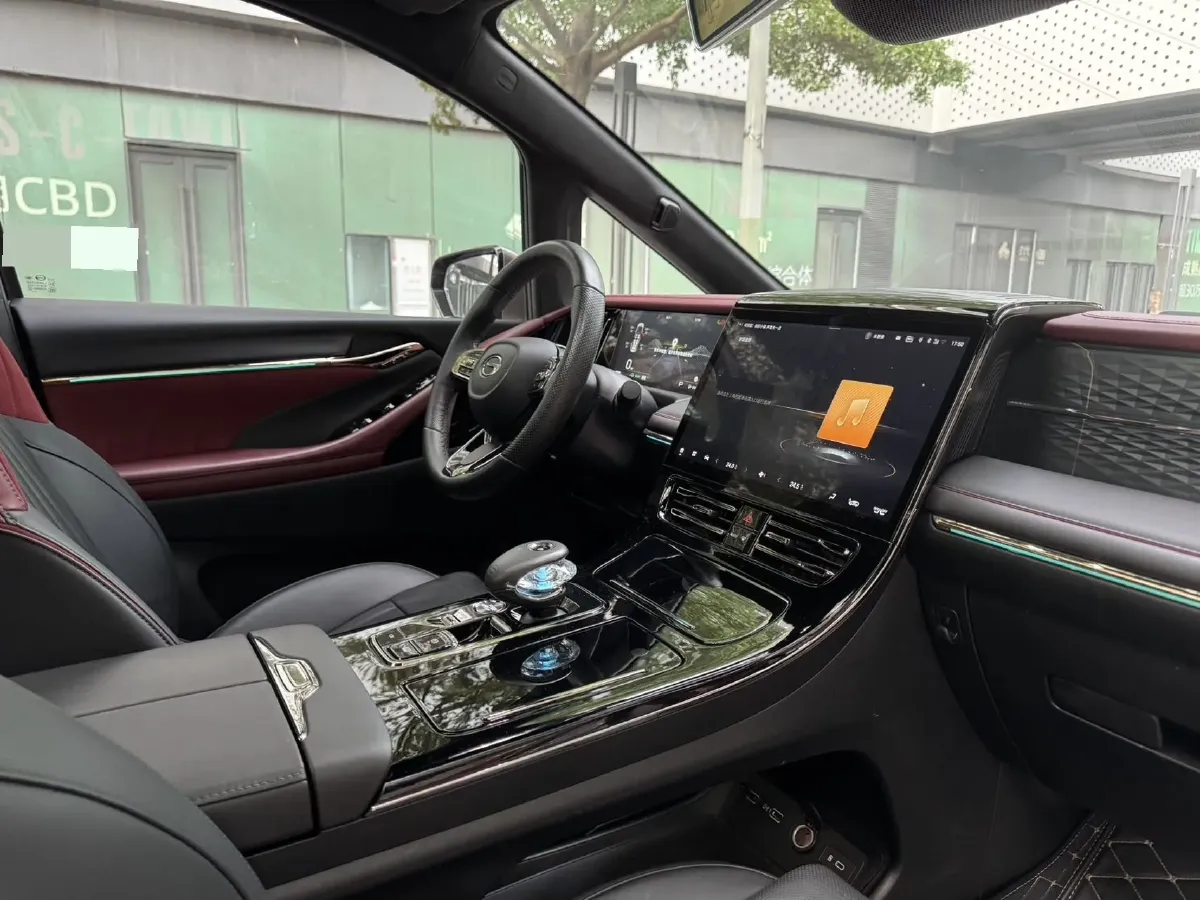 2023 GAC Trumpchi M8 2.0T 190HP L4 E-CVT Hybrid,autocango,china used car exporter,china ev exporter,chinese used car exporter,chinese used ev exporter