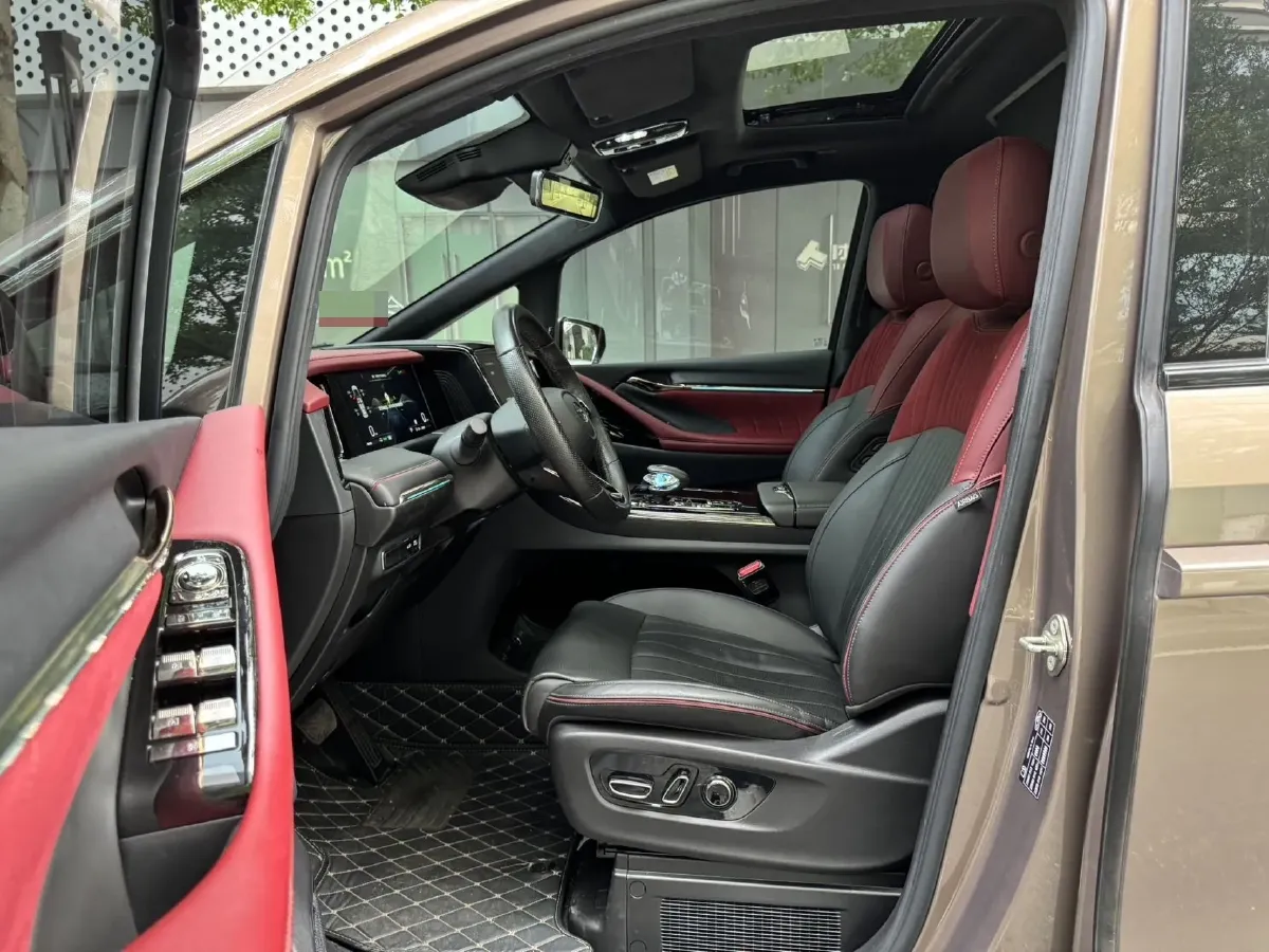 2023 GAC Trumpchi M8 2.0T 190HP L4 E-CVT Hybrid,autocango,china used car exporter,china ev exporter,chinese used car exporter,chinese used ev exporter