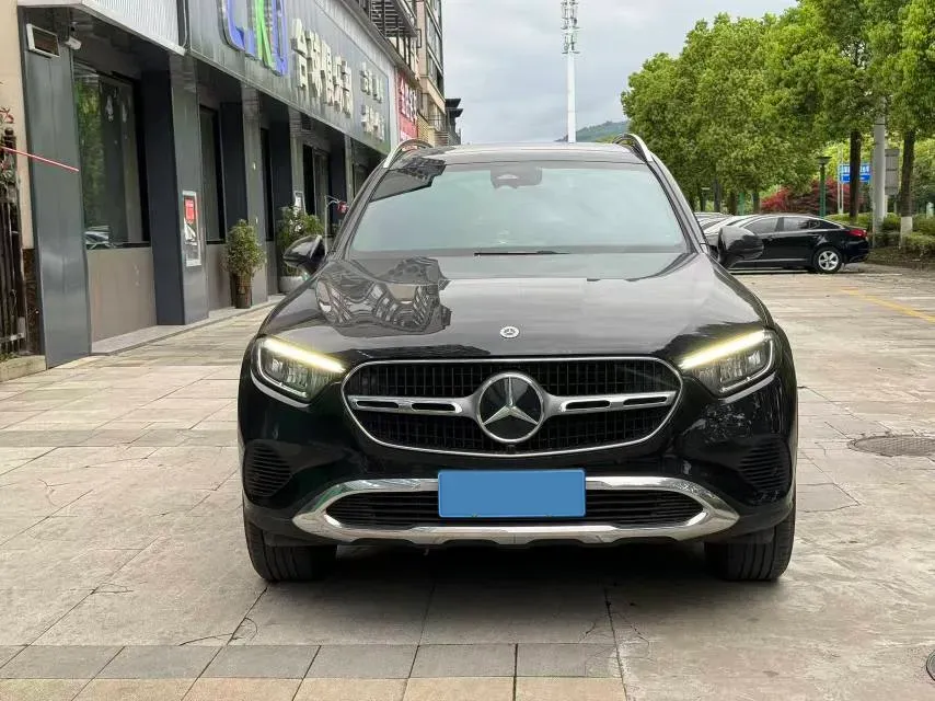 2023 Mercedes-Benz GLC Class 2.0T 204HP L4 9AT,autocango,china used car exporter,china ev exporter,chinese used car exporter,chinese used ev exporter