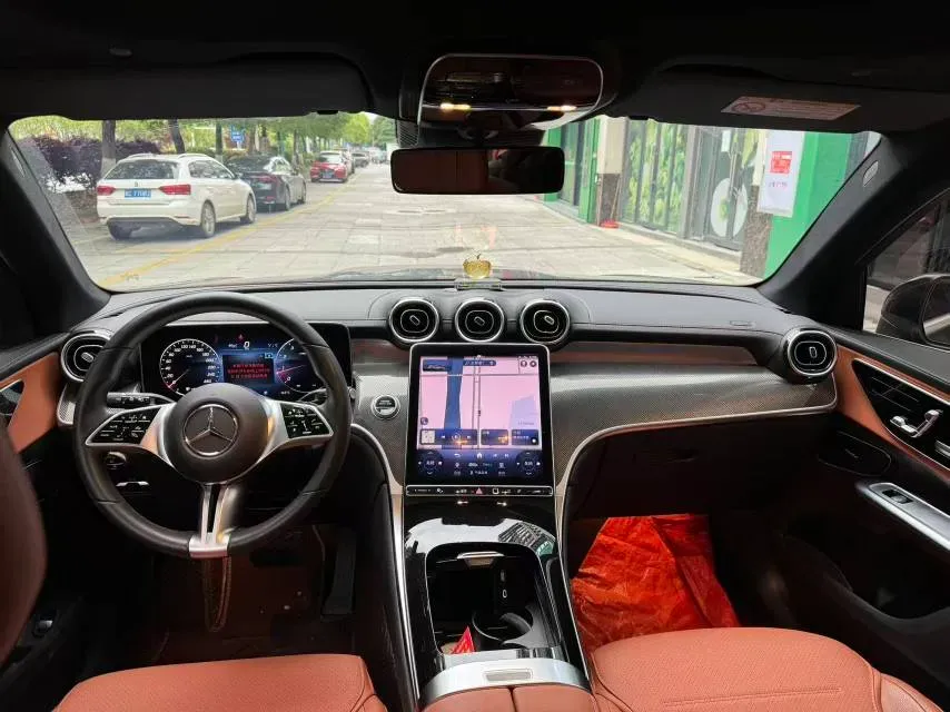 2023 Mercedes-Benz GLC Class 2.0T 204HP L4 9AT,autocango,china used car exporter,china ev exporter,chinese used car exporter,chinese used ev exporter