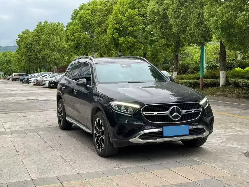 2023 Mercedes-Benz GLC Class 2.0T 204HP L4 9AT,autocango,china used car exporter,china ev exporter,chinese used car exporter,chinese used ev exporter