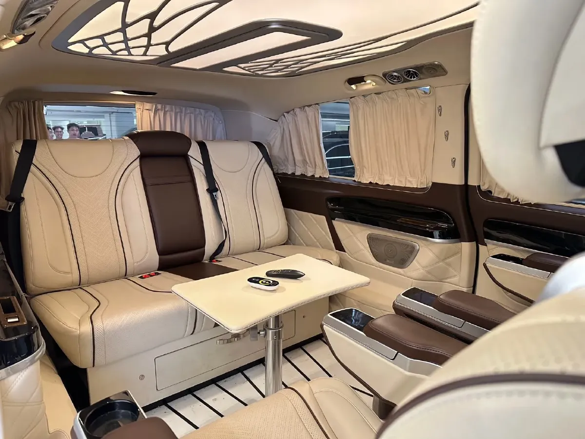 2021 Mercedes-Benz Vito 2.0T 211HP L4 9AT,autocango,china used car exporter,china ev exporter,chinese used car exporter,chinese used ev exporter