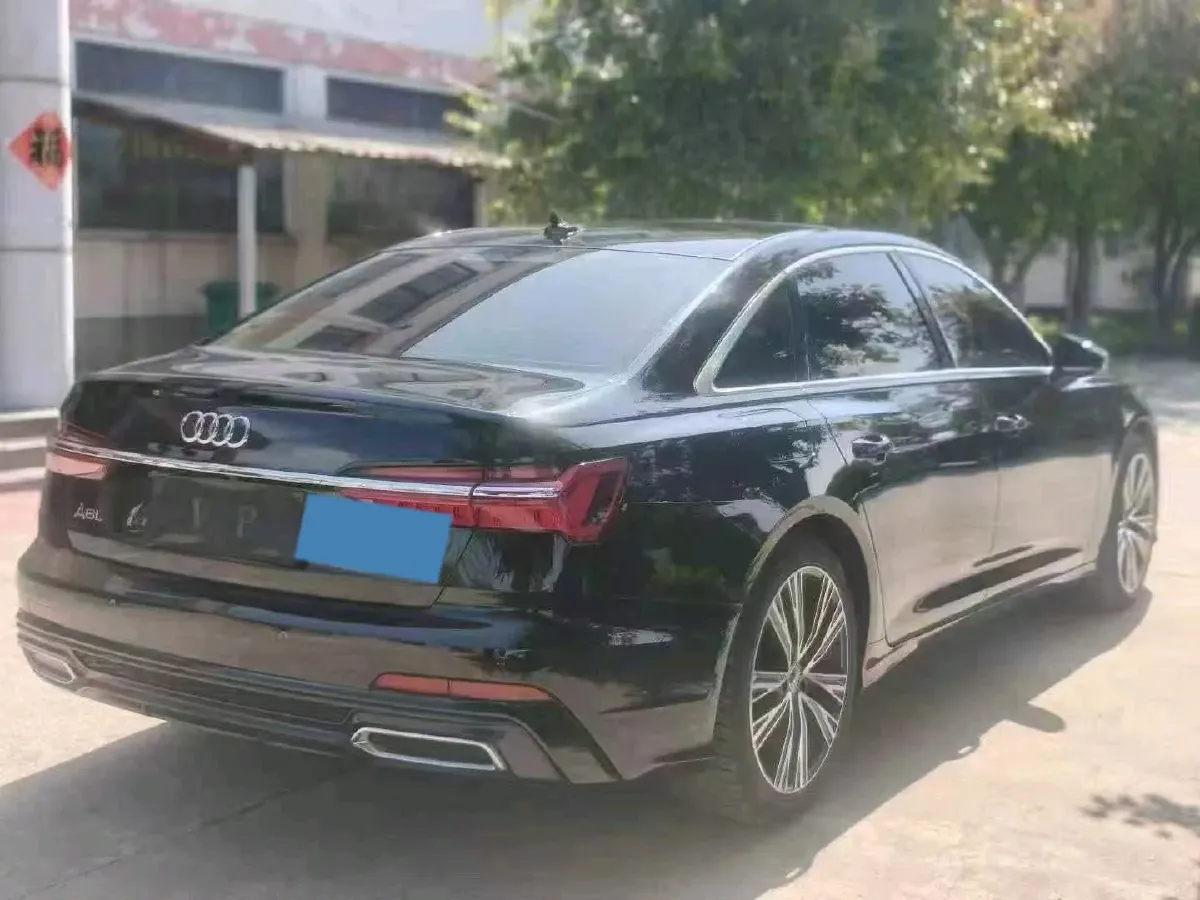 2019 Mercedes-Benz E Class 1.5T 184HP L4 9AT,autocango,china used car exporter,china ev exporter,chinese used car exporter,chinese used ev exporter