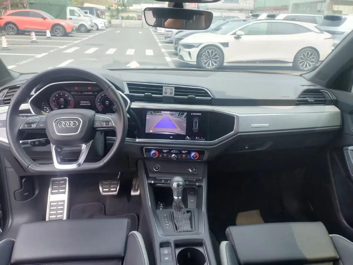 2024 Audi Q3 1.5T 160HP L4 7DCT,autocango,china used car exporter,china ev exporter,chinese used car exporter,chinese used ev exporter