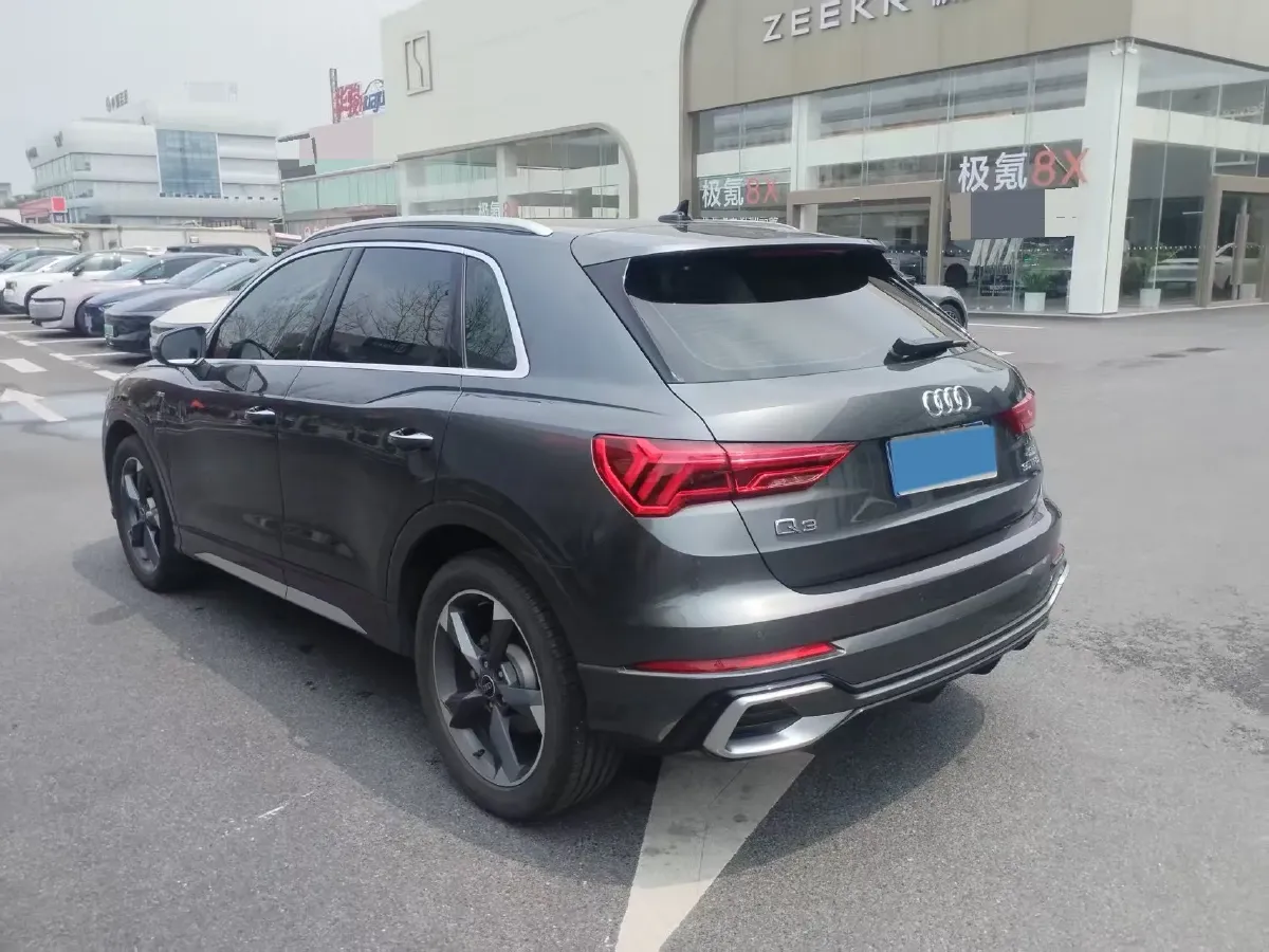 2024 Audi Q3 1.5T 160HP L4 7DCT,autocango,china used car exporter,china ev exporter,chinese used car exporter,chinese used ev exporter