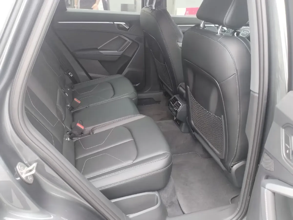 2024 Audi Q3 1.5T 160HP L4 7DCT,autocango,china used car exporter,china ev exporter,chinese used car exporter,chinese used ev exporter