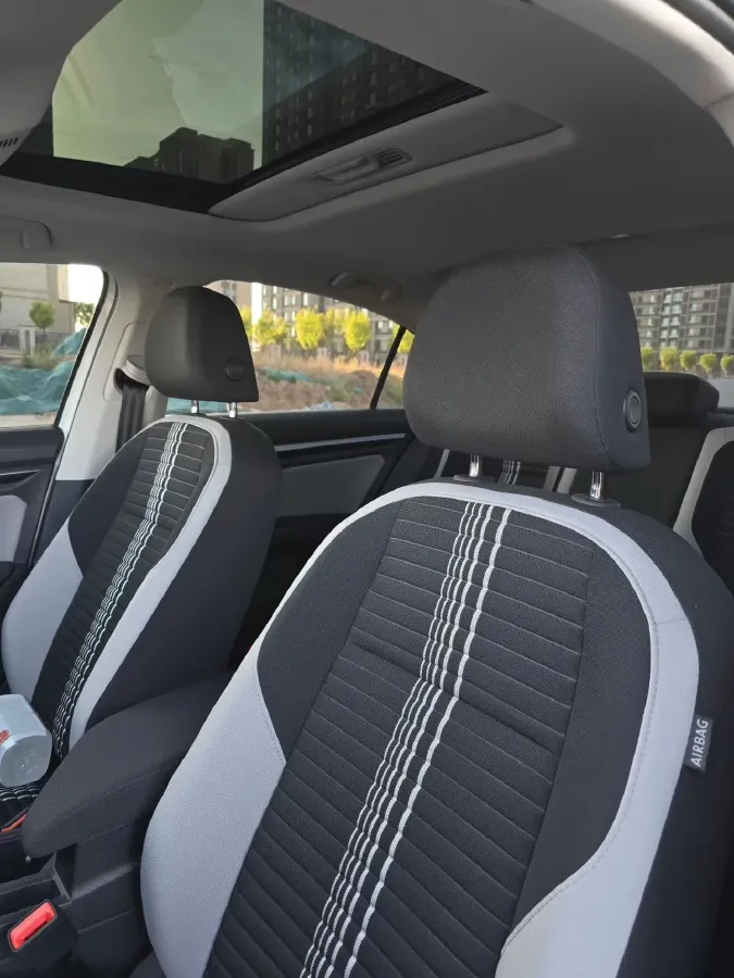 2023 Volkswagen Bora 1.5L 113HP L4 6AT,autocango,china used car exporter,china ev exporter,chinese used car exporter,chinese used ev exporter