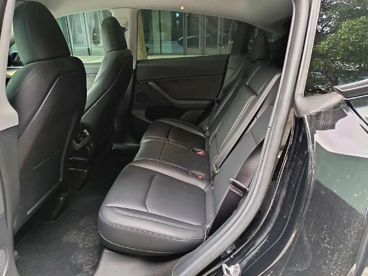 2022 Tesla Model Y BEV 60KWH,autocango,china used car exporter,china ev exporter,chinese used car exporter,chinese used ev exporter