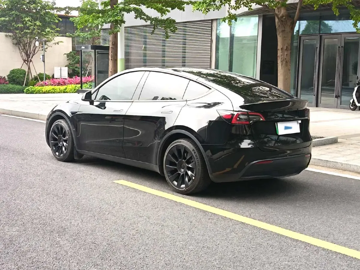 2022 Tesla Model Y BEV 60KWH,autocango,china used car exporter,china ev exporter,chinese used car exporter,chinese used ev exporter