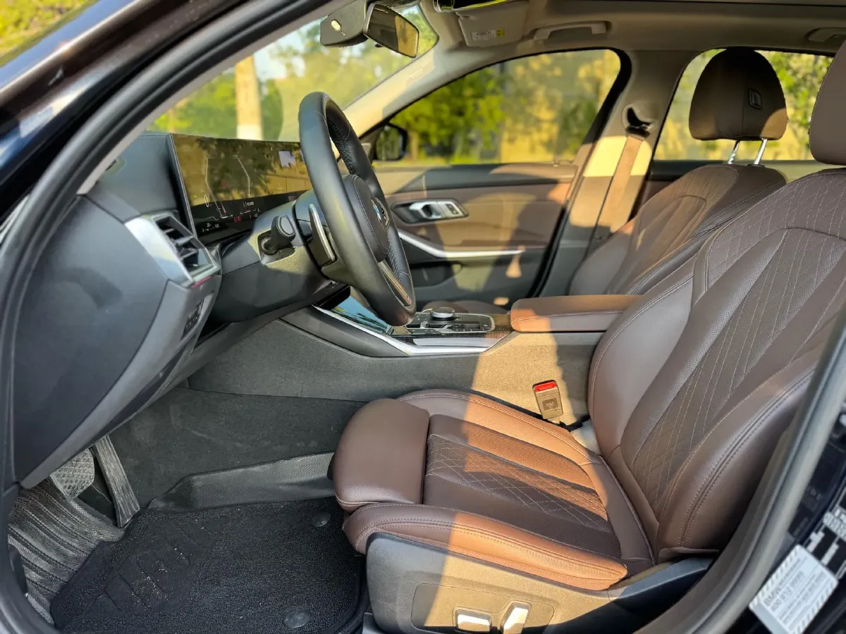 2023 BMW 3 Series 2.0T 184HP L4 8AT,autocango,china used car exporter,china ev exporter,chinese used car exporter,chinese used ev exporter