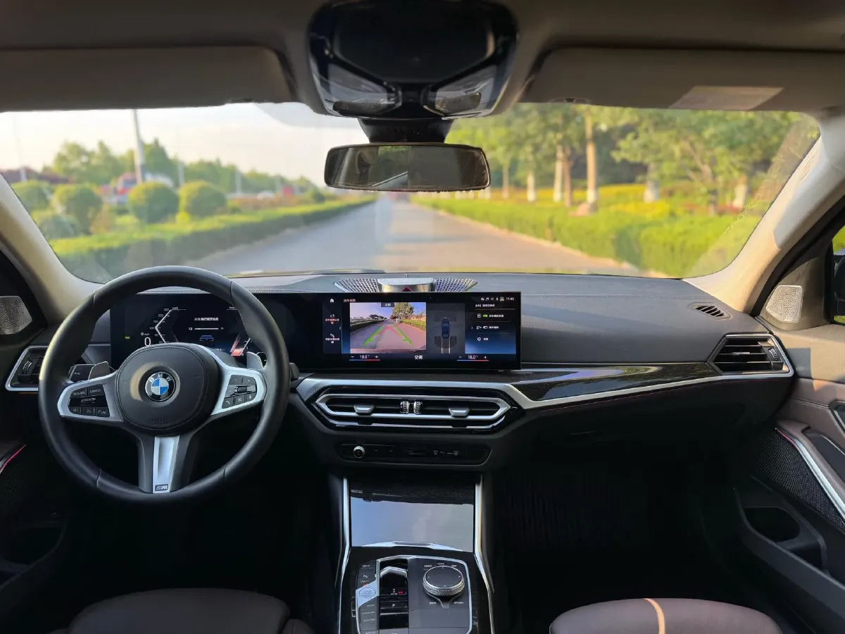 2023 BMW 3 Series 2.0T 184HP L4 8AT,autocango,china used car exporter,china ev exporter,chinese used car exporter,chinese used ev exporter