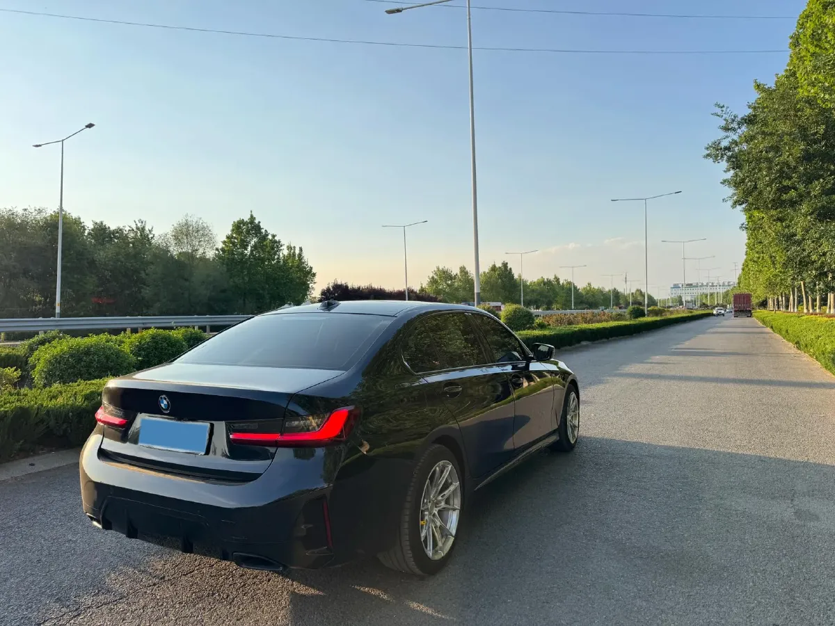 2023 BMW 3 Series 2.0T 184HP L4 8AT,autocango,china used car exporter,china ev exporter,chinese used car exporter,chinese used ev exporter