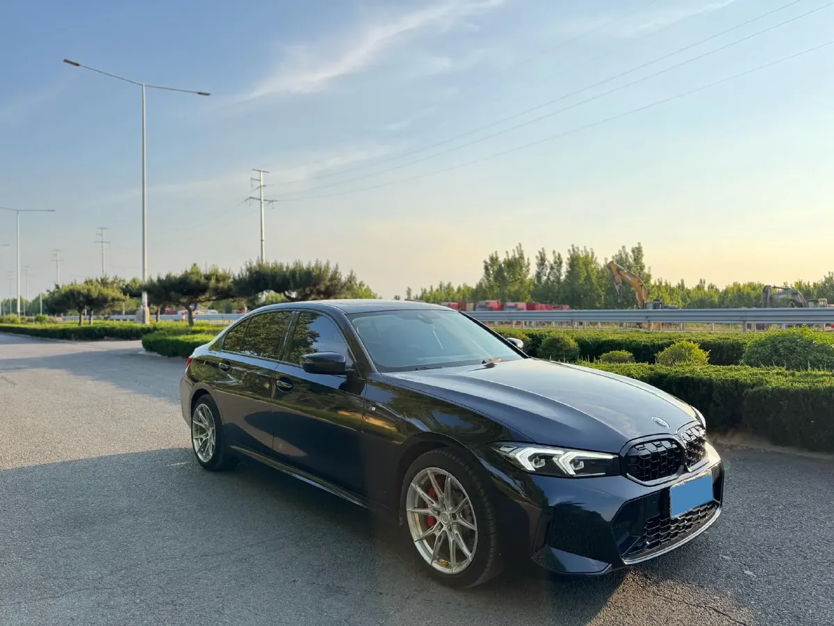 2023 BMW 3 Series 2.0T 184HP L4 8AT,autocango,china used car exporter,china ev exporter,chinese used car exporter,chinese used ev exporter