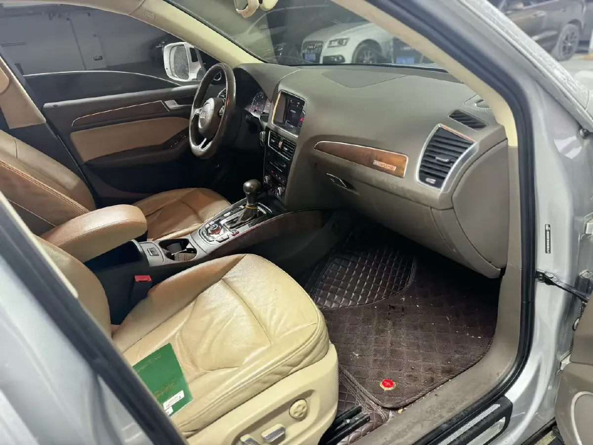 2013 Audi Q5 2.0T 211HP L4 8AT,autocango,china used car exporter,china ev exporter,chinese used car exporter,chinese used ev exporter