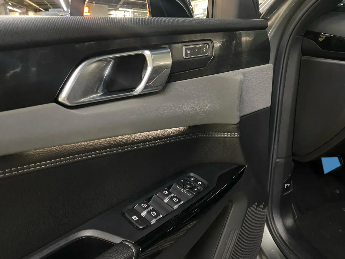 2021 LYNK&CO 03 2.0T 190HP L4 6AT,autocango,china used car exporter,china ev exporter,chinese used car exporter,chinese used ev exporter