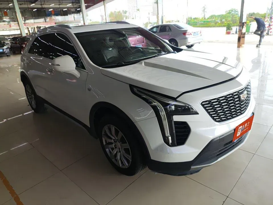 2018 Cadillac XT4 2.0T 241HP L4 9AT,autocango,china used car exporter,china ev exporter,chinese used car exporter,chinese used ev exporter