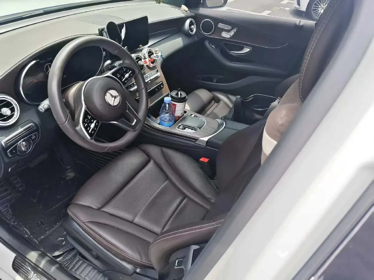 2022 Mercedes-Benz GLC Class 2.0T 258HP L4 9AT,autocango,china used car exporter,china ev exporter,chinese used car exporter,chinese used ev exporter