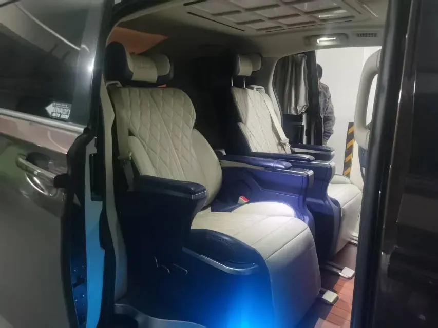 2020 Buick GL8 2.0T 237HP L4 9AT,autocango,china used car exporter,china ev exporter,chinese used car exporter,chinese used ev exporter