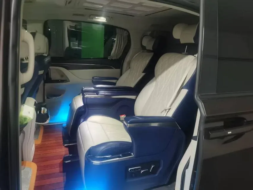 2020 Buick GL8 2.0T 237HP L4 9AT,autocango,china used car exporter,china ev exporter,chinese used car exporter,chinese used ev exporter