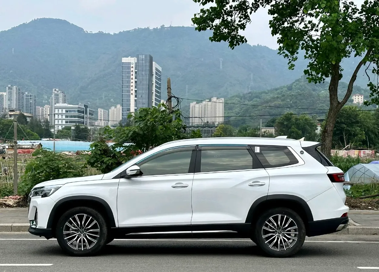 2024 Jetour X90 Plus 1.6T 197HP L4 7DCT,autocango,china used car exporter,china ev exporter,chinese used car exporter,chinese used ev exporter