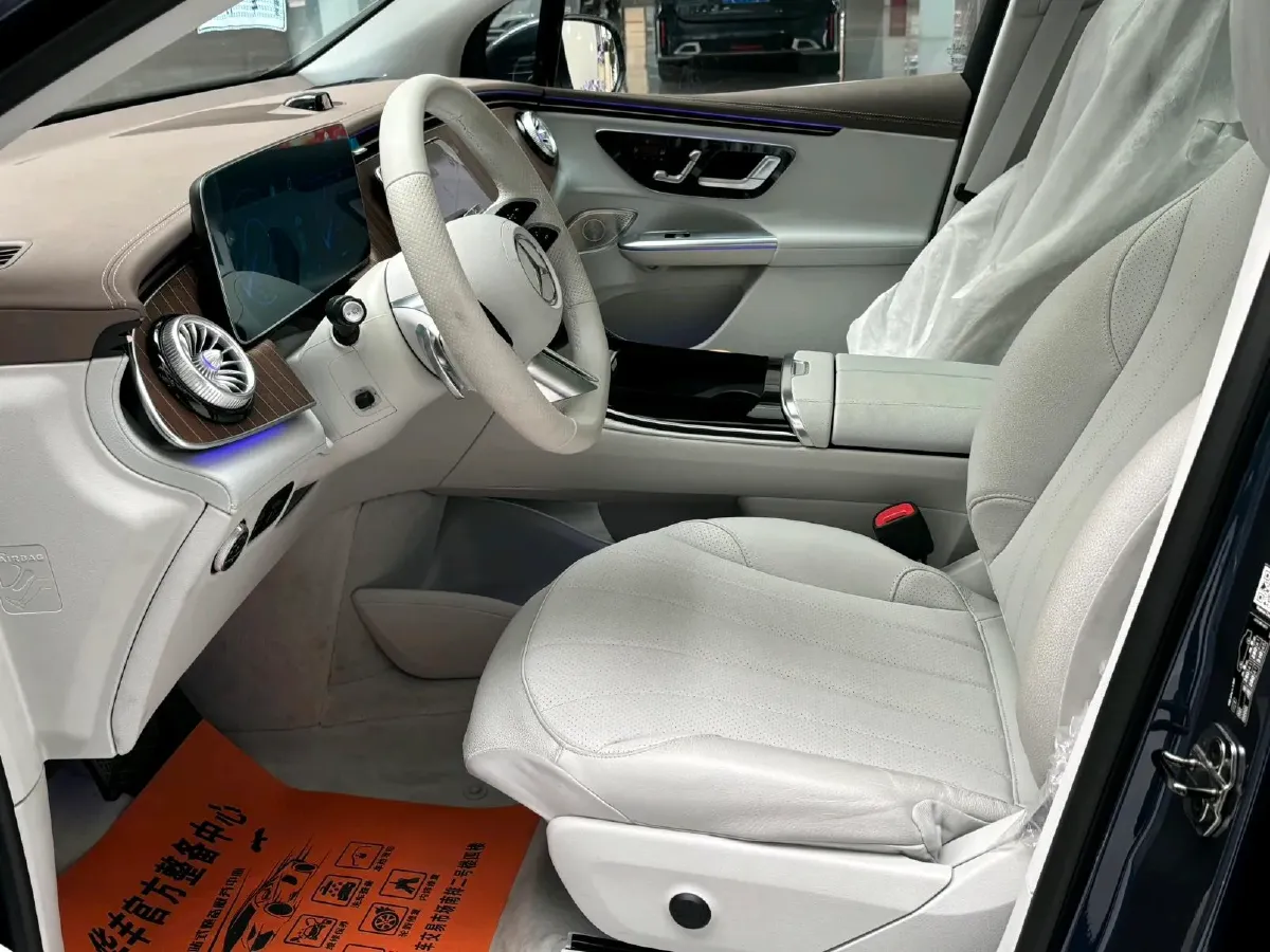 2024 Mercedes-Benz EQE SUV BEV 96.1KWH,autocango,china used car exporter,china ev exporter,chinese used car exporter,chinese used ev exporter