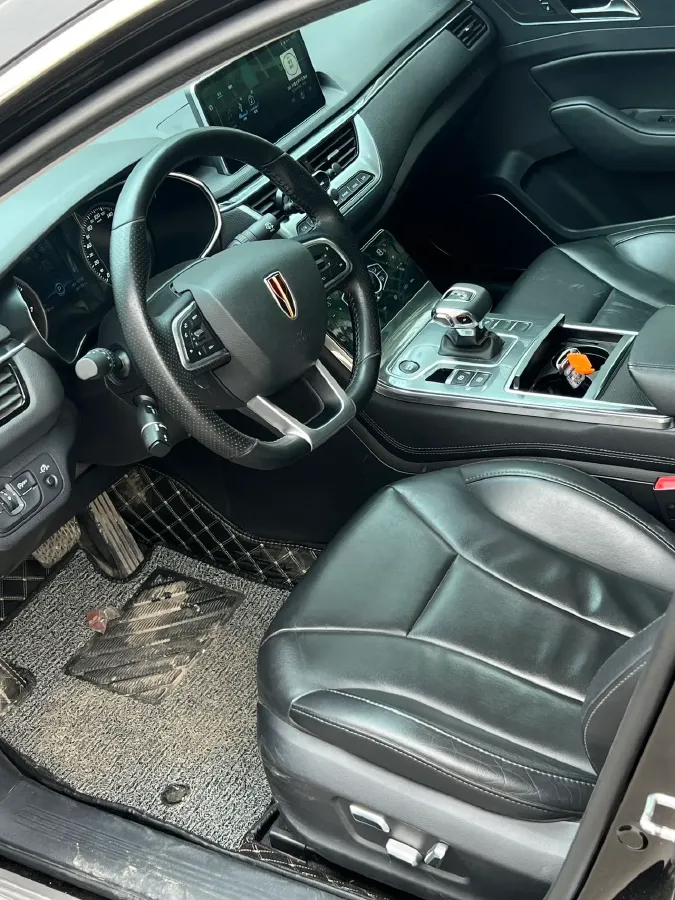 2020 HongQi H5 1.8T 197HP L4 6AT,autocango,china used car exporter,china ev exporter,chinese used car exporter,chinese used ev exporter