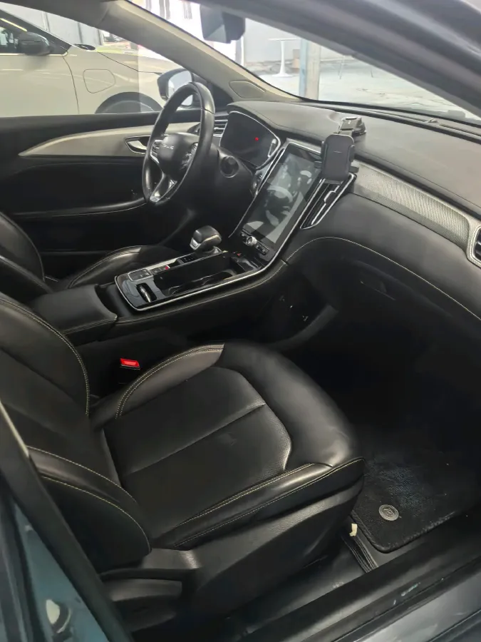 2022 JMC YuHu 7 2.0T 141HP L4 8AT,autocango,china used car exporter,china ev exporter,chinese used car exporter,chinese used ev exporter