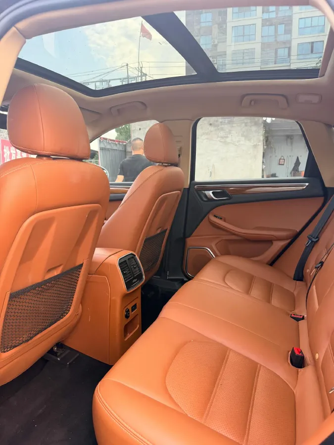 2017 Zotye SR9 2.0T 190HP L4 6DCT,autocango,china used car exporter,china ev exporter,chinese used car exporter,chinese used ev exporter