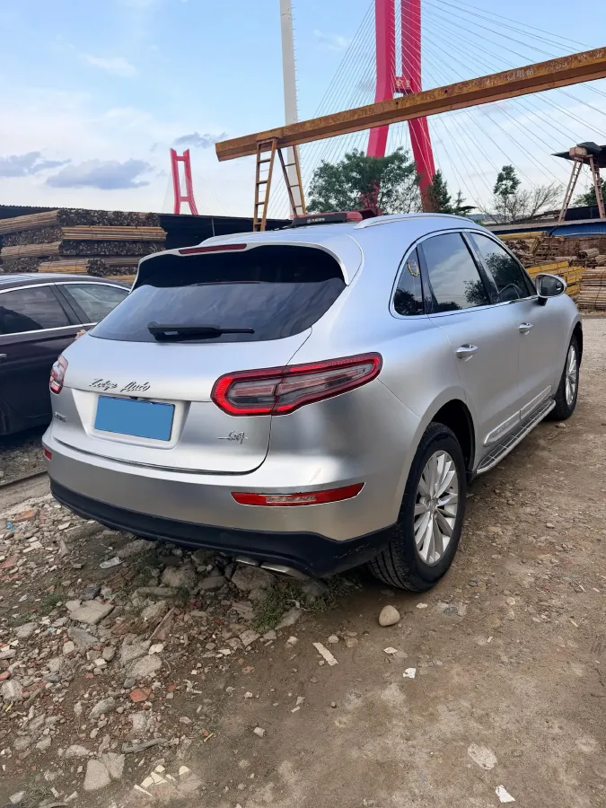2017 Zotye SR9 2.0T 190HP L4 6DCT,autocango,china used car exporter,china ev exporter,chinese used car exporter,chinese used ev exporter