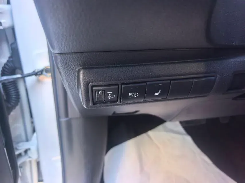 2021 Toyota Corolla 1.2T 116HP L4 CVT,autocango,china used car exporter,china ev exporter,chinese used car exporter,chinese used ev exporter