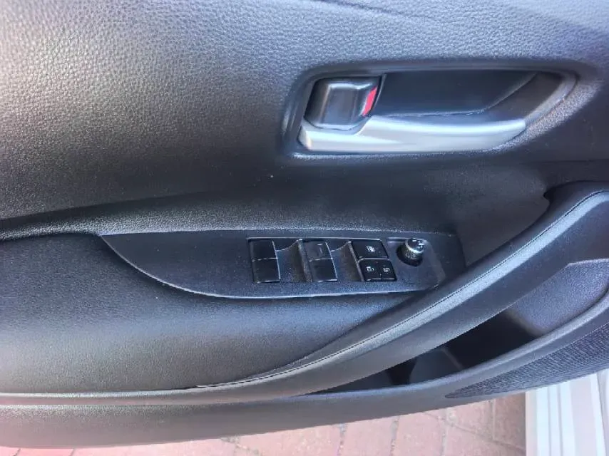 2021 Toyota Corolla 1.2T 116HP L4 CVT,autocango,china used car exporter,china ev exporter,chinese used car exporter,chinese used ev exporter