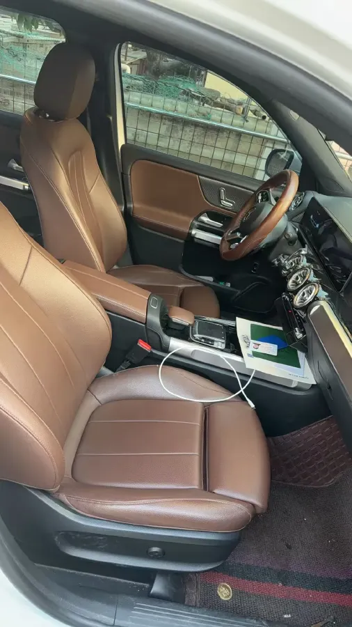 2020 Mercedes-Benz GLB Class 1.3T 163HP L4 7DCT,autocango,china used car exporter,china ev exporter,chinese used car exporter,chinese used ev exporter